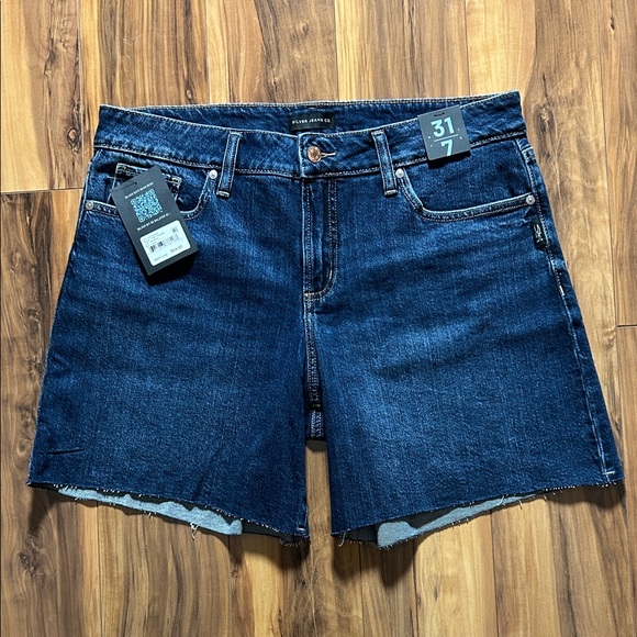 NEW Silver Suki Long Jean Shorts - Picture 5 of 8